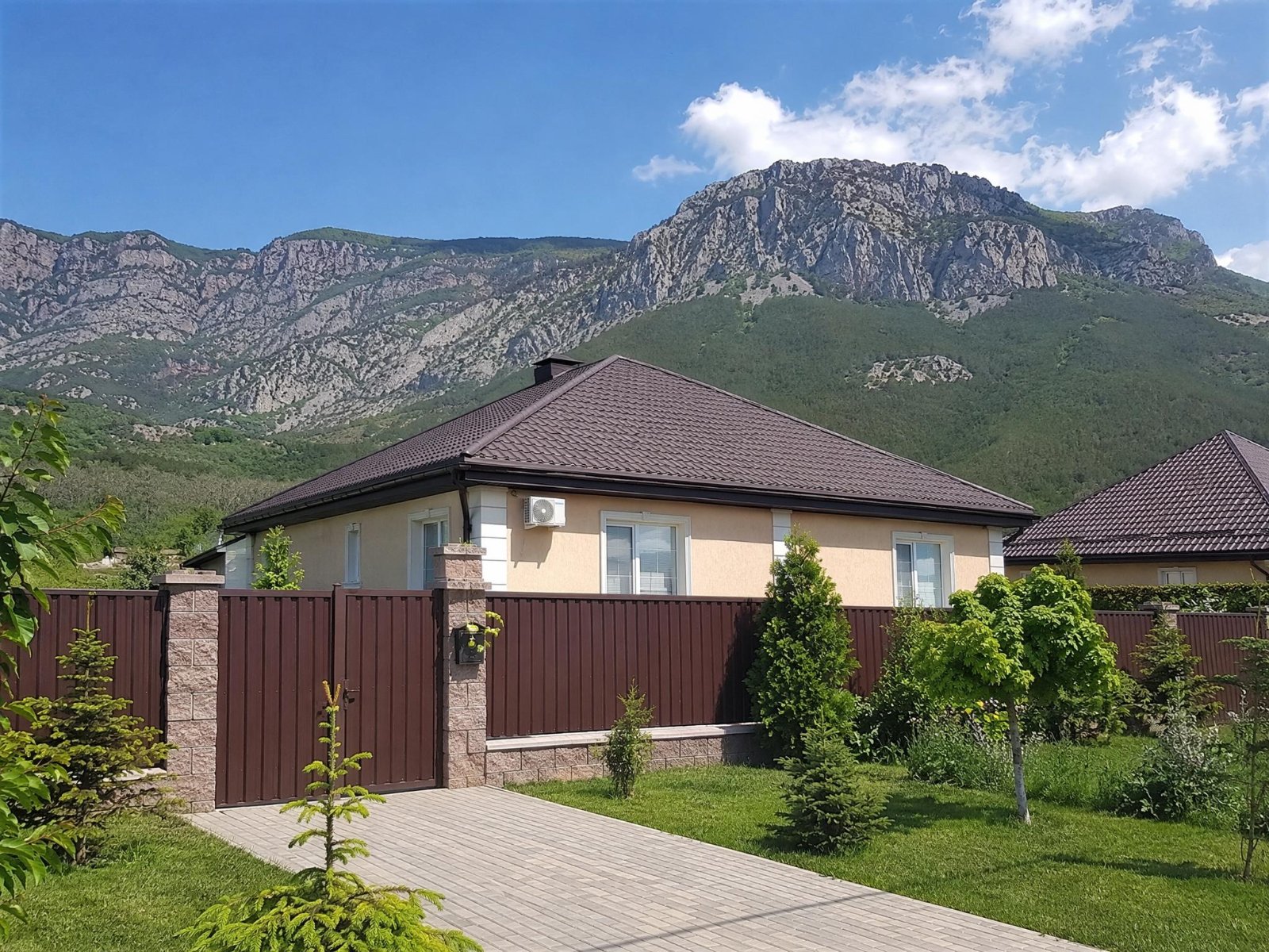 Строительство дома 100 м² в Крыму